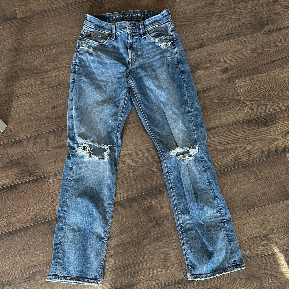 American Eagle Outfitters Light Blue Distressed Jeans Size 0